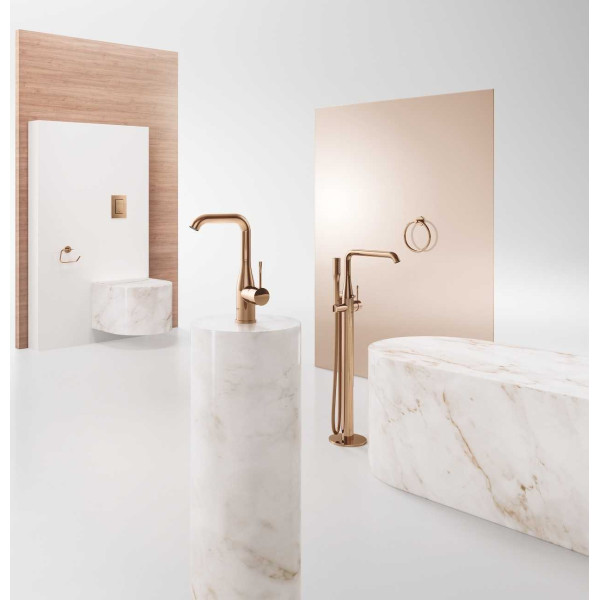 Смеситель напольный для ванны и душа Grohe Essence New (23491DA1)