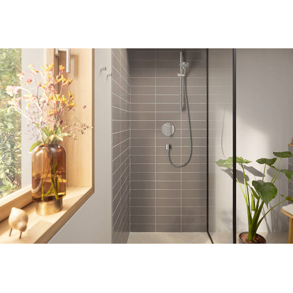 Смеситель для душа Hansgrohe Rebris E хром (72668000) Смеситель для душа Hansgrohe Rebris E хром (72668000)