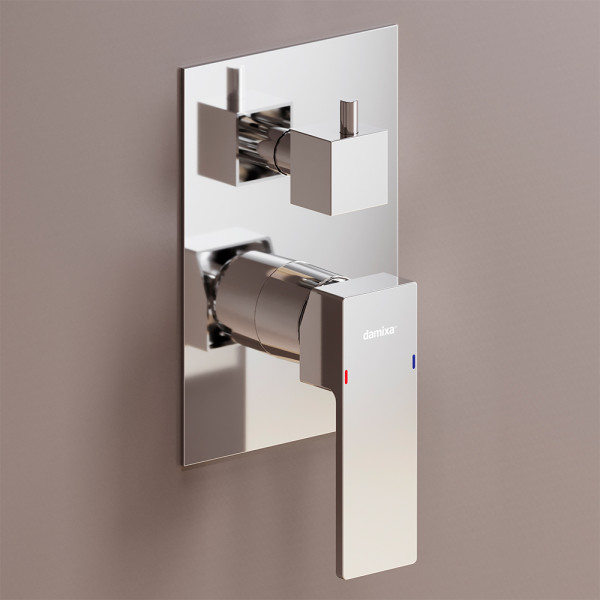 Смеситель для ванны и душа Damixa Gala хром (537100000) Смеситель для ванны и душа Damixa Gala хром (537100000)
