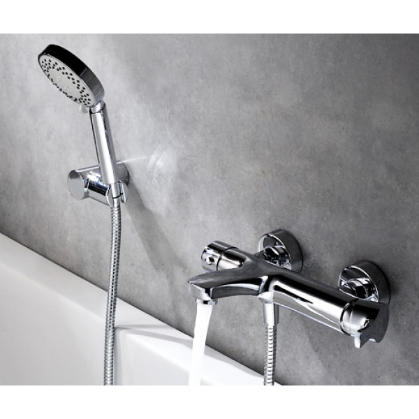 Смеситель для ванны и душа WasserKRAFT Berkel с коротким изливом (4801) Смеситель для ванны и душа WasserKRAFT Berkel с коротким изливом (4801)