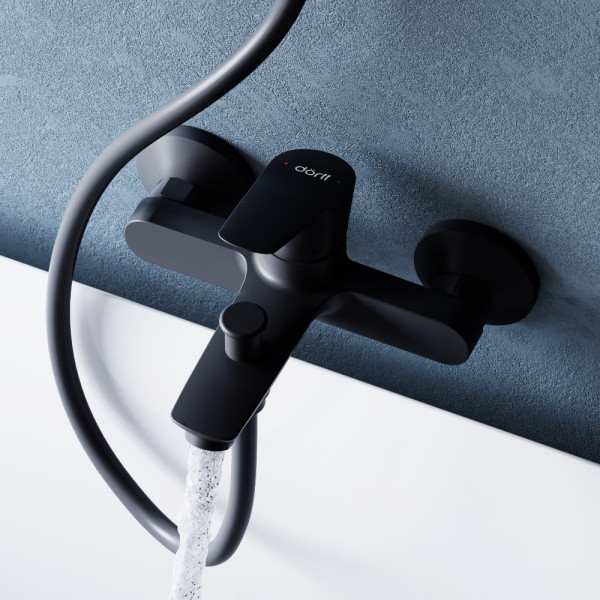 Смеситель для ванны и душа Dorff Prime New черный (D4011022) Смеситель для ванны и душа Dorff Prime New черный (D4011022)
