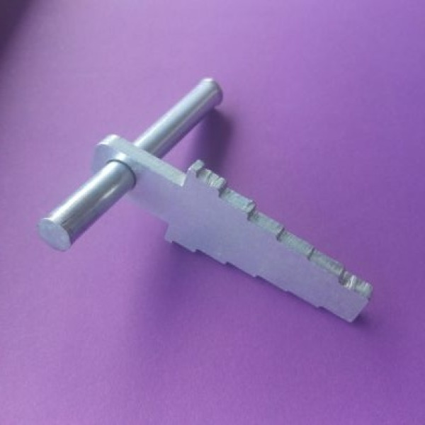 Ключ для монтажа сгонов (американок) 1/2" - 1 1/4" Эконом Ключ для монтажа сгонов (американок) 1/2" - 1 1/4" Эконом