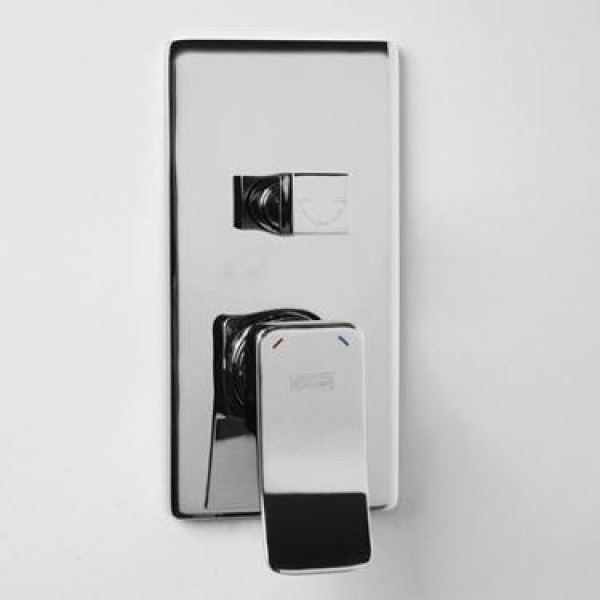 Встраиваемый комплект для душа WasserKRAFT A14131 с верхней душевой насадкой и лейкой Встраиваемый комплект для душа WasserKRAFT A14131 с верхней душевой насадкой и лейкой