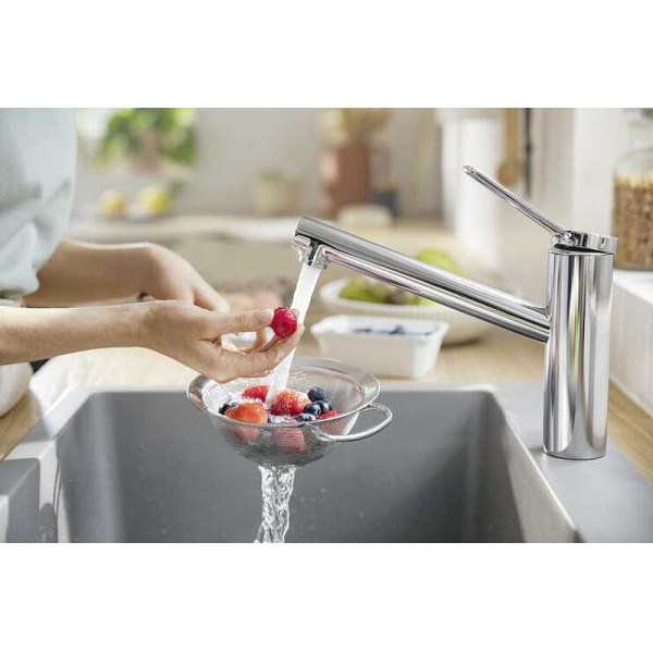 Смеситель для кухни Hansgrohe Zesis M черный (74802670)