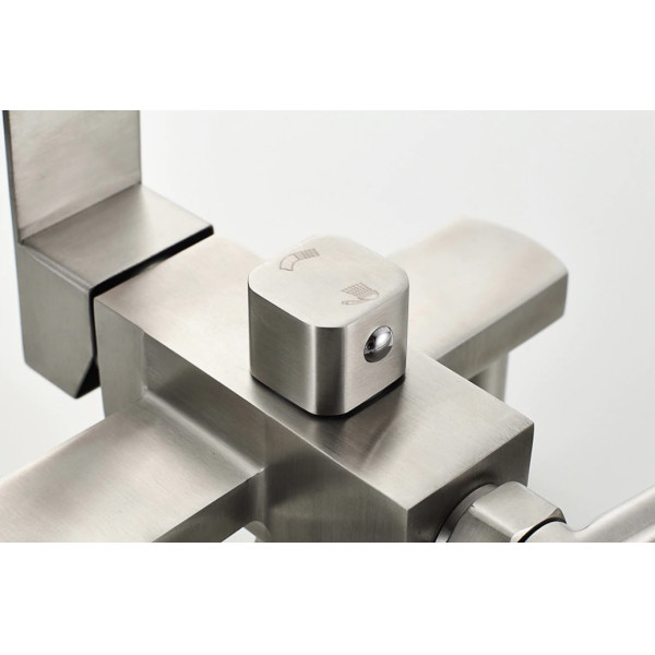 Смеситель для ванны и душа Ledeme с душевым гарнитуром (L72233) Смеситель для ванны и душа Ledeme с душевым гарнитуром (L72233)