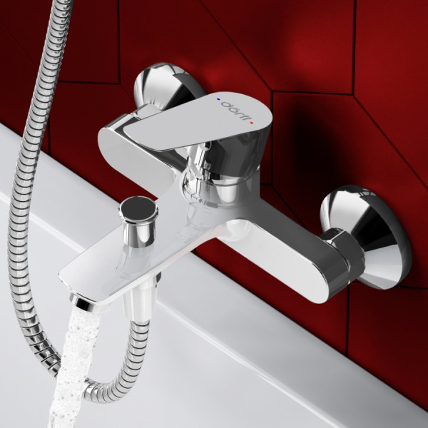 Смеситель для ванны и душа Dorff Prime New хром (D4011000) Смеситель для ванны и душа Dorff Prime New хром (D4011000)