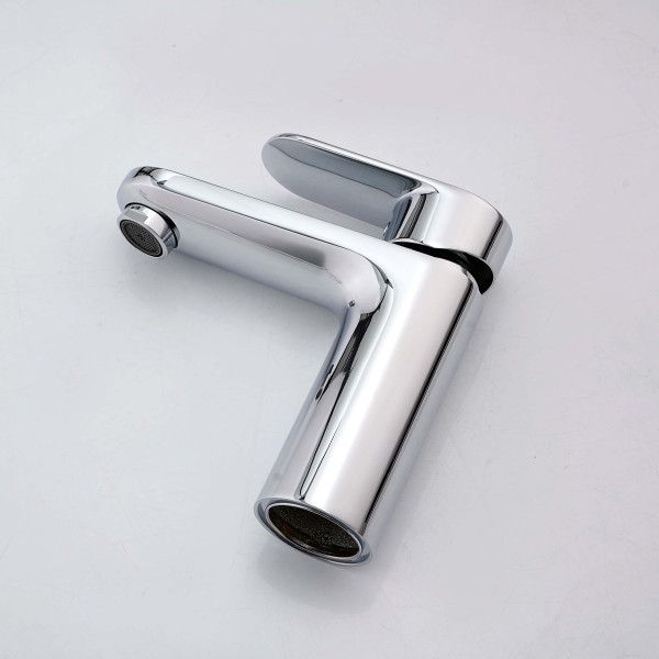 Смеситель для раковины Aquatek Ника хром (AQ1810CR) Смеситель для раковины Aquatek Ника хром (AQ1810CR)