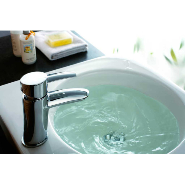 Смеситель для раковины Lemark Atlantiss (LM3206C) Смеситель для раковины Lemark Atlantiss (LM3206C)