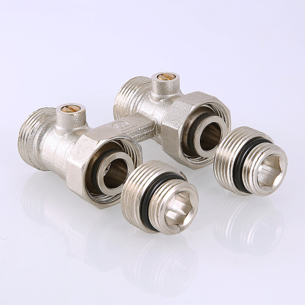 Фитинг двойной со встроенным шаровым краном 1/2"*3/4"(18) евроконус Valtec VT.345.K.N (c комплектом адаптеров) (VT.345K.N.E04) Фитинг двойной со встроенным шаровым краном 1/2"*3/4"(18) евроконус Valtec VT.345.K.N (c комплектом адаптеров) (VT.345K.N.E04)