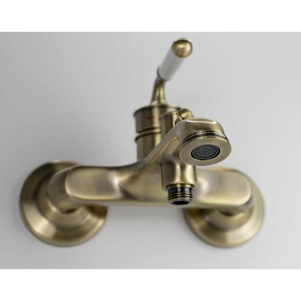 Смеситель для ванны и душа Esko Prague с душевым набором бронзовый (PG 54) Смеситель для ванны и душа Esko Prague с душевым набором бронзовый (PG 54)