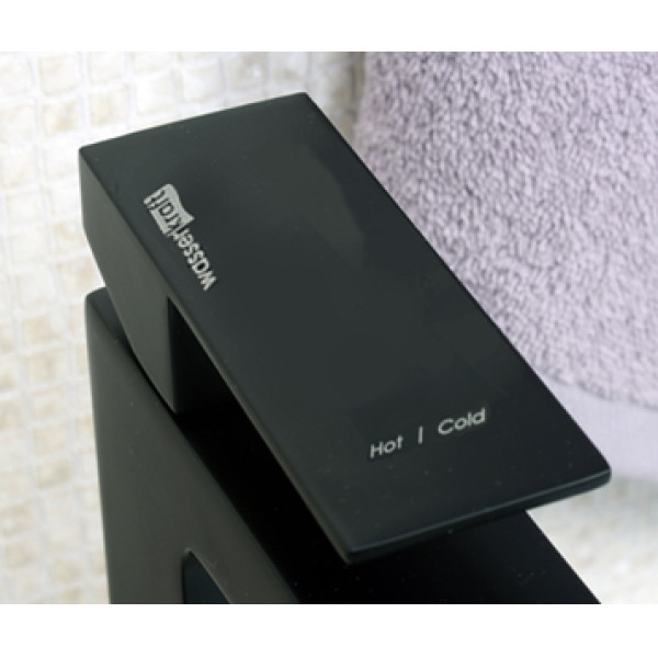 Смеситель для раковины WasserKRAFT Abens черный матовый (2003H) Смеситель для раковины WasserKRAFT Abens черный матовый (2003H)