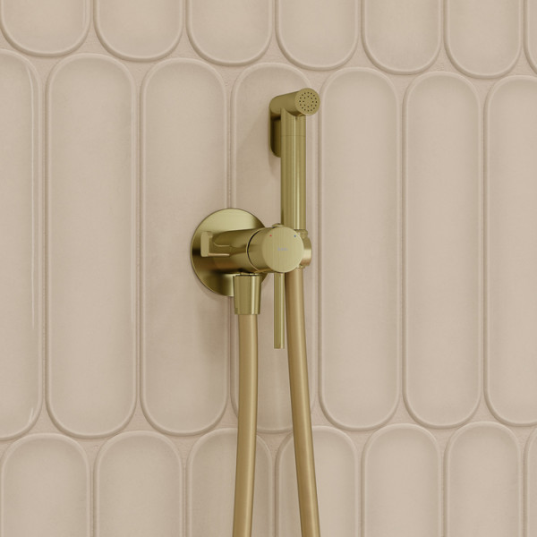 Смеситель с гигиеническим душем Iddis Axes золотой (005MGR0i08)