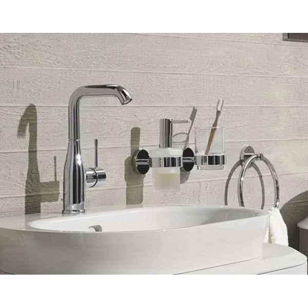 Смеситель для раковины Grohe Essence+ (23463001) Смеситель для раковины Grohe Essence+ (23463001)