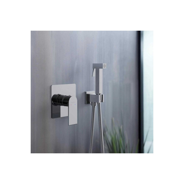 Смеситель с гигиеническим душем Aquatek Лира хром (AQ1419CR) Смеситель с гигиеническим душем Aquatek Лира хром (AQ1419CR)