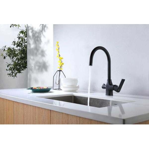 Смеситель для кухни Lemark Ursus черный (LM7261BL) Смеситель для кухни Lemark Ursus черный (LM7261BL)