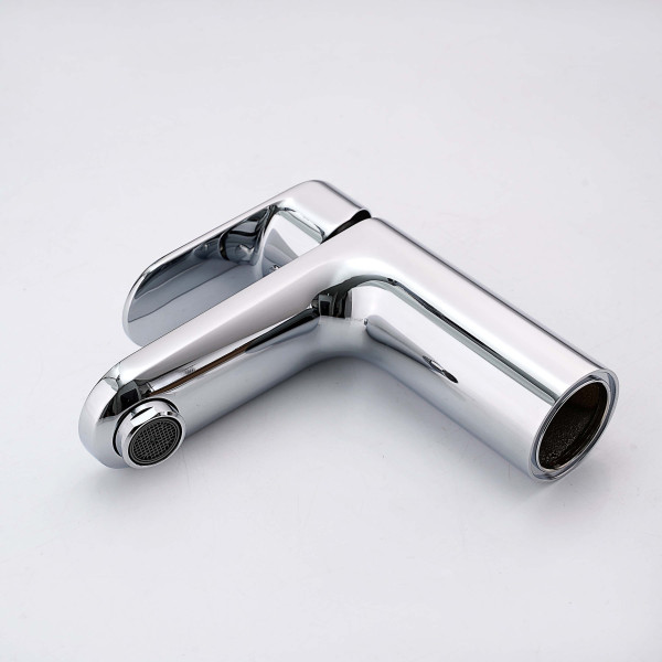 Смеситель для раковины Aquatek Ника хром (AQ1810CR) Смеситель для раковины Aquatek Ника хром (AQ1810CR)