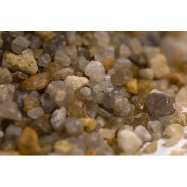 Кварц зернистый 2-5 мм отмытый, мешок 25 кг. (40108) Кварц зернистый 2-5 мм отмытый, мешок 25 кг. (40108)