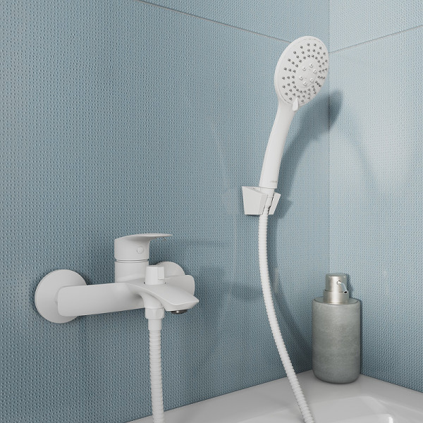 Смеситель для ванны и душа Milardo Rora с душевым комплектом, белый (RORWT00M02)