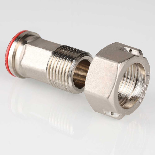 Сгон с накидной гайкой 3/4"х1" Valtec (никель) (VTr.611.N.0005) Сгон с накидной гайкой 3/4"х1" Valtec (никель) (VTr.611.N.0005)