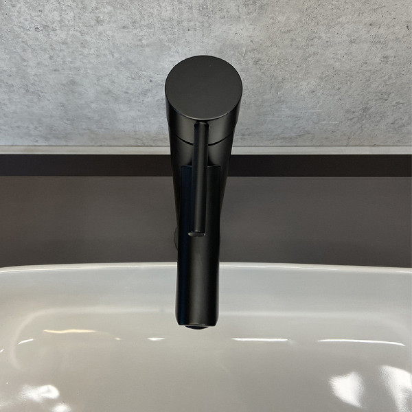 Смеситель для раковины Comforty черный (FC018B-CMT) Смеситель для раковины Comforty черный (FC018B-CMT)