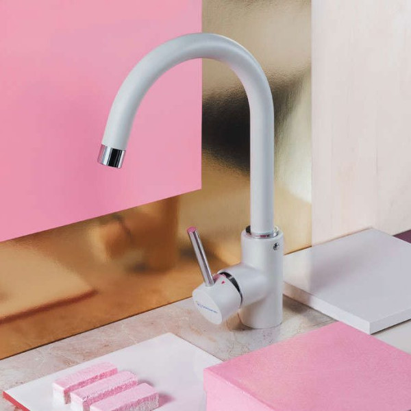 Смеситель для кухни Omoikiri Shinagawa-WH белый (4994108) Смеситель для кухни Omoikiri Shinagawa-WH белый (4994108)