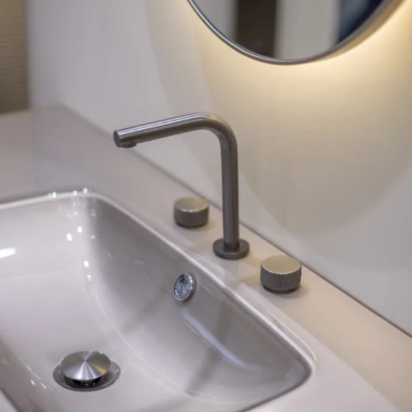 Смеситель для раковины на 3 отв.Boheme Stick GM (графит) (152-GM.3) Смеситель для раковины на 3 отв.Boheme Stick GM (графит) (152-GM.3)