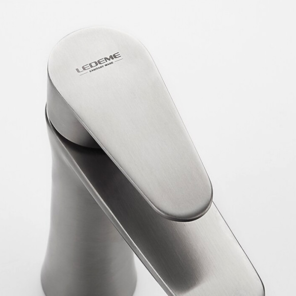 Смеситель для раковины Ledeme хром (L71002)