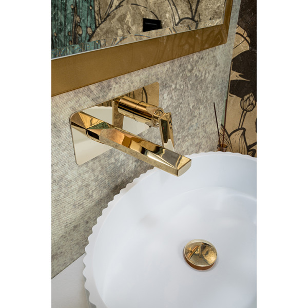 Душевая система Boheme Venturo золотая (384) Душевая система Boheme Venturo золотая (384)