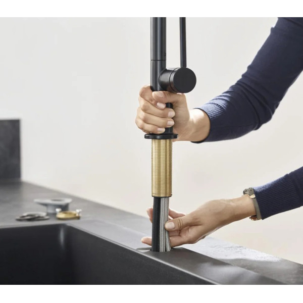 Смеситель для кухни Hansgrohe M54 Talis 210 черный (72804670) Смеситель для кухни Hansgrohe M54 Talis 210 черный (72804670)