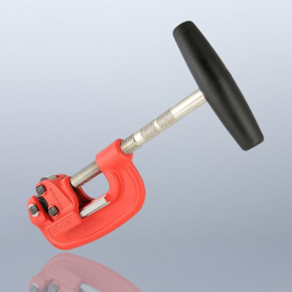 Труборез Valtec для стальных труб 10-42 мм. (Vti.701.0.1042) Труборез Valtec для стальных труб 10-42 мм. (Vti.701.0.1042)