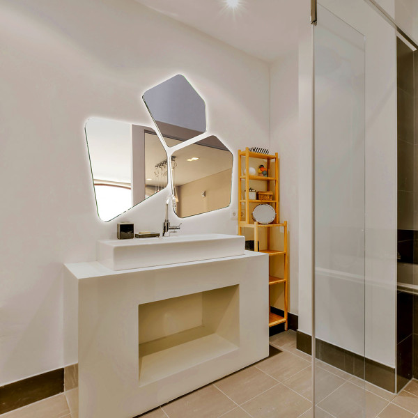 Комплект зеркал Azario Bionic бесконтактный сенсор, 3 элемента (LED-00002547) Комплект зеркал Azario Bionic бесконтактный сенсор, 3 элемента (LED-00002547)