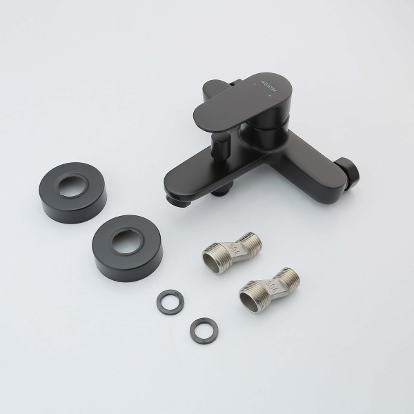 Смеситель для ваны и душа Aquatek Ника черный матовый (AQ1840MB) Смеситель для ваны и душа Aquatek Ника черный матовый (AQ1840MB)