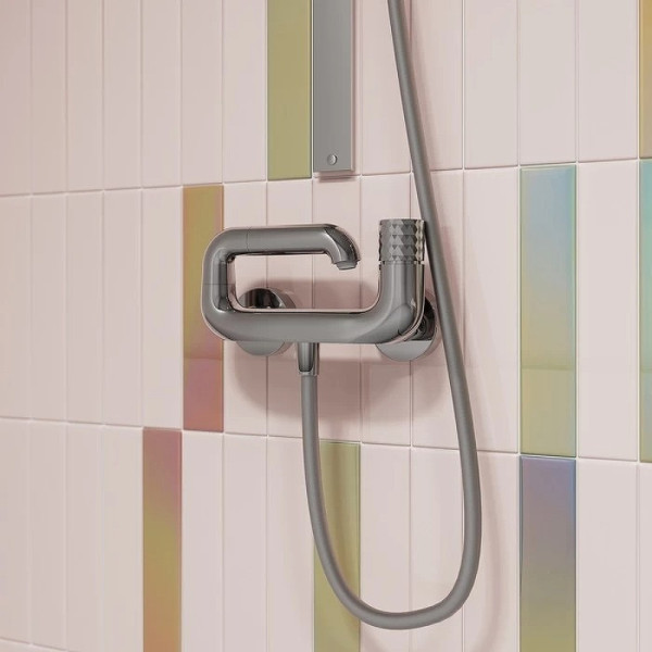 Смеситель для ванны и душа Iddis Twist хром (TWISBBTi02WA) Смеситель для ванны и душа Iddis Twist хром (TWISBBTi02WA)