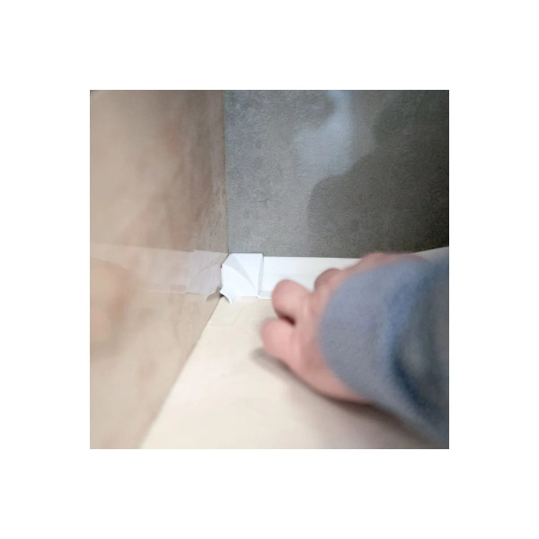 Лента бордюрная самоклеящаяся для ванн и раковин Aviora 38 мм. х 3,35 м. (фигурная) (302-104) Лента бордюрная самоклеящаяся для ванн и раковин Aviora 38 мм. х 3,35 м. (фигурная) (302-104)