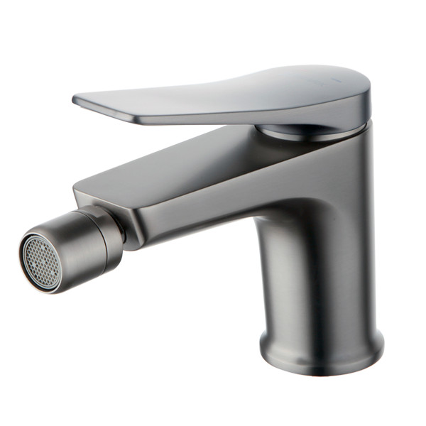 Смеситель для биде Lemark Bronx графит с гигиеническим душем (LM3708GM) Смеситель для биде Lemark Bronx графит с гигиеническим душем (LM3708GM)