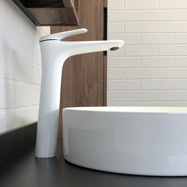 Смеситель для раковины Comforty белый (FC074B-CKBT) Смеситель для раковины Comforty белый (FC074B-CKBT)