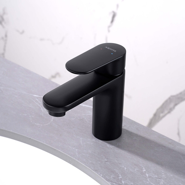 Смеситель для раковины Aquatek Ника черный матовый (AQ1810MB) Смеситель для раковины Aquatek Ника черный матовый (AQ1810MB)