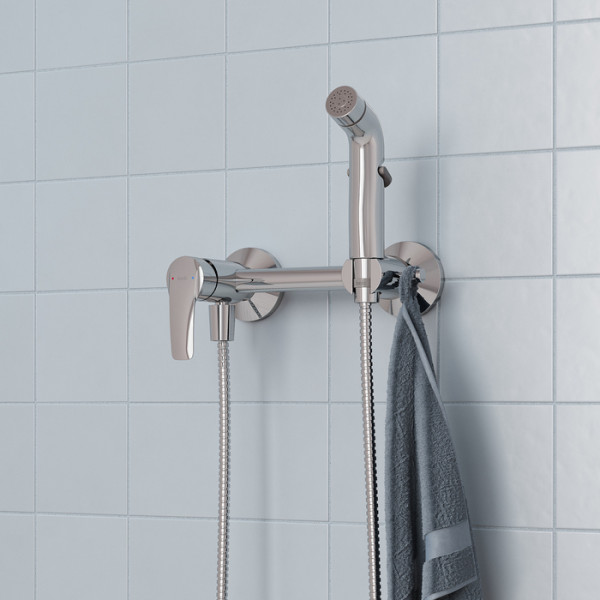 Смеситель с гигиеническим душем Iddis Ray хром глянцевый (RAYSB00i08)