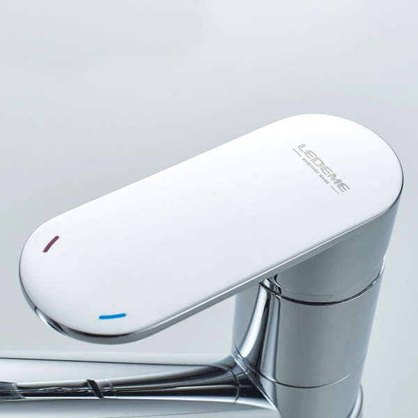 Смеситель для кухни Ledeme хром (L4910) Смеситель для кухни Ledeme хром (L4910)