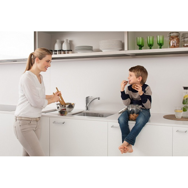 Смеситель для кухни Grohe Eurosmart низкий излив (33281002) Смеситель для кухни Grohe Eurosmart низкий излив (33281002)