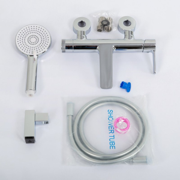 Смеситель для ванны и душа Cezares LUX хром глянцевый (LUX-VD-01) Смеситель для ванны и душа Cezares LUX хром глянцевый (LUX-VD-01)