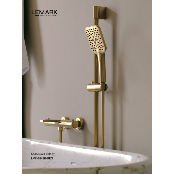 Смеситель для ванны и душа Lemark Valday с душевым комплектом золотой (LMF-8142B-BRG)