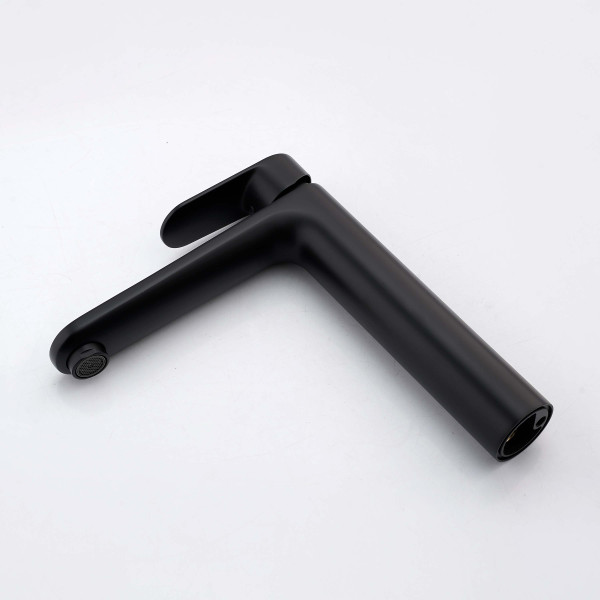 Смеситель для раковины Aquatek Ника черный матовый (AQ1804MB) Смеситель для раковины Aquatek Ника черный матовый (AQ1804MB)