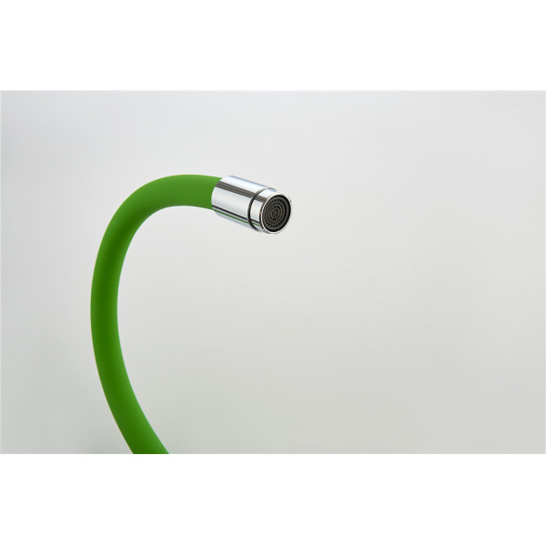 Смеситель для кухни Ledeme с гибким изливом (L4898-5) Смеситель для кухни Ledeme с гибким изливом (L4898-5)