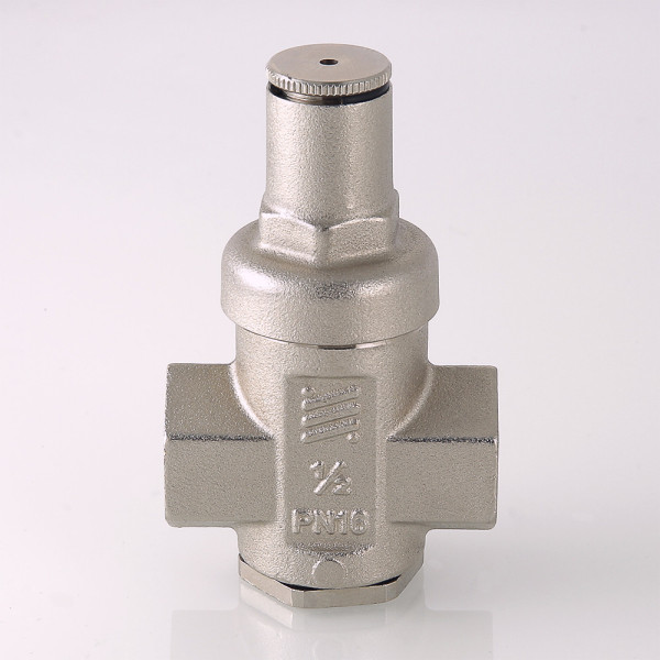 Редуктор давления поршневой 3/4" (1-4,5 бар) Valtec (VT.087.N.0545) Редуктор давления поршневой 3/4" (1-4,5 бар) Valtec (VT.087.N.0545)