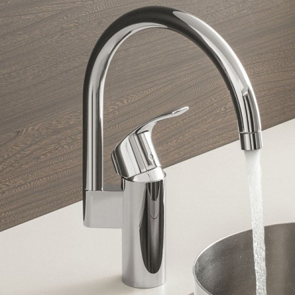 Смеситель для кухни Grohe Eurosmart (33202002) Смеситель для кухни Grohe Eurosmart (33202002)