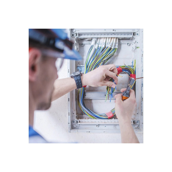 Изолента ПВХ 19 ммх20 м профессиональная Aviora (красная) (305-032)