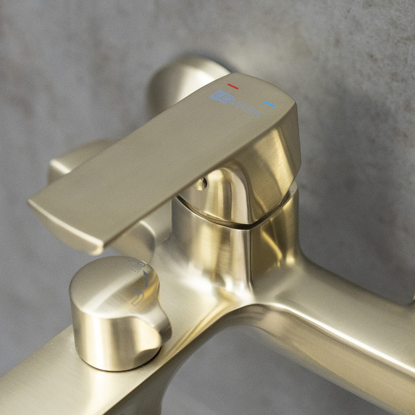 Смеситель для ванны и душа Lemark Ursus золото светлое (LM7214BG) Смеситель для ванны и душа Lemark Ursus золото светлое (LM7214BG)