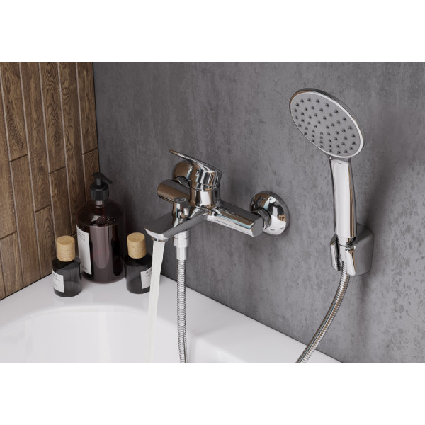 Смеситель для ванны и душа Santek Марион хром с душевым гарнитуром (WH5A1006C001) Смеситель для ванны и душа Santek Марион хром с душевым гарнитуром (WH5A1006C001)