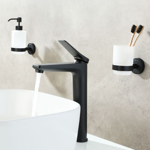 Смеситель для раковины Lemark Bronx черный (LM3709BL)